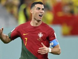 Isu Ancam Keluar, Ronaldo Ikut Latihan Timnas Portugal Jelang Hadapi Maroko, Gesturnya Jadi Sorotan