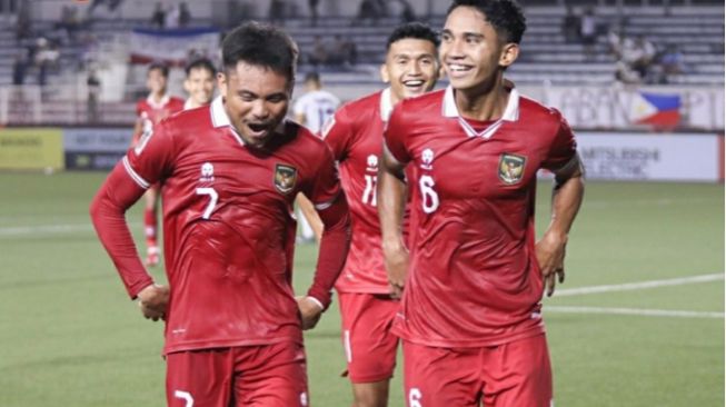 Gelandang timnas Indonesia, Marselino Ferdinan melakukan selebrasi usai menjebol gawang timnas Filipina (Twitter/PSSI)