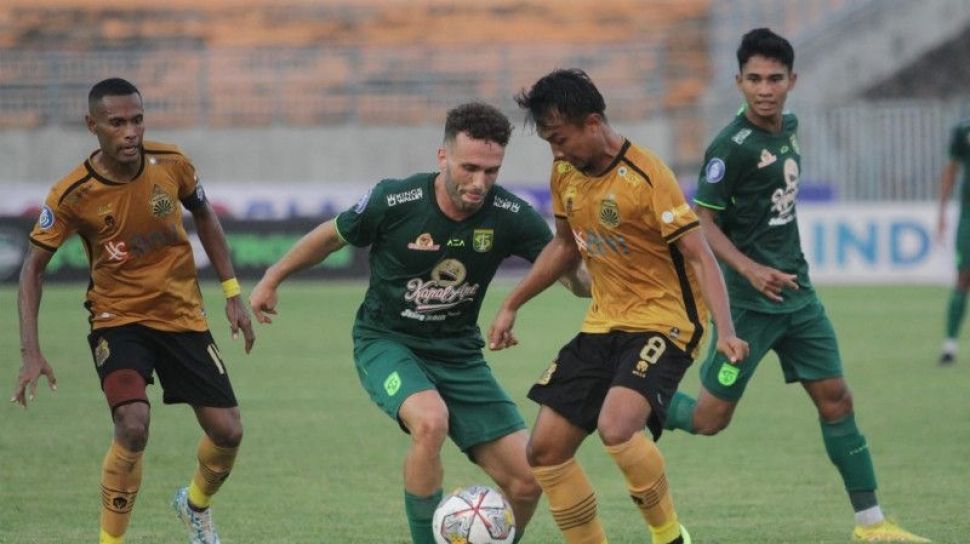 Persebaya Bungkam Bhayangkara FC, Aji Santoso Akui Peras Otak Sebelum Laga