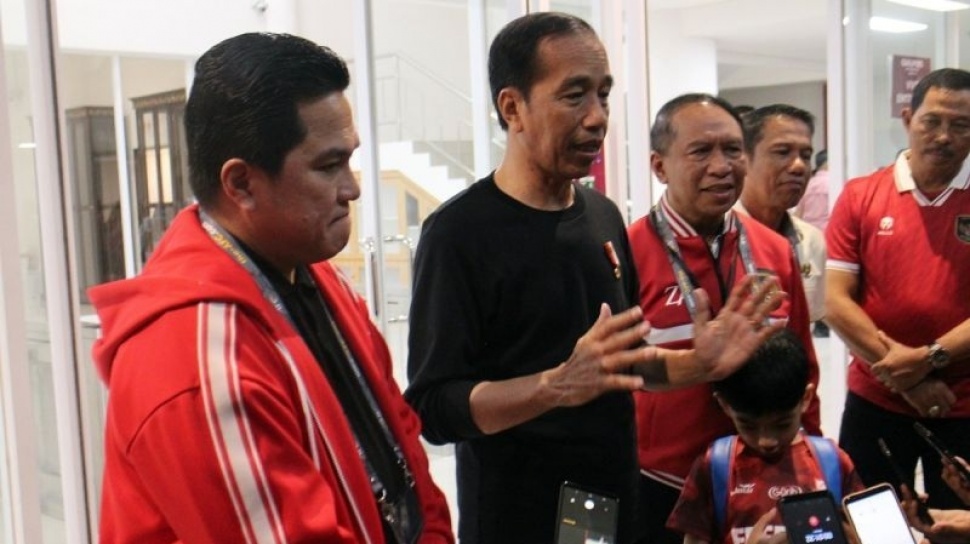 Jokowi Puas Saksikan Permainan Timnas Indonesia U-23: Laga Sangat Keras, Saling Serang