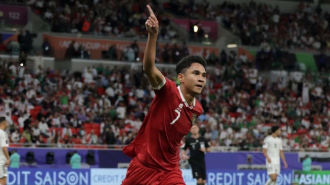 Marselino Ferdinan berselebrasi setelah menjebol gawang Irak di Piala Asia 2023 (pssi.org)