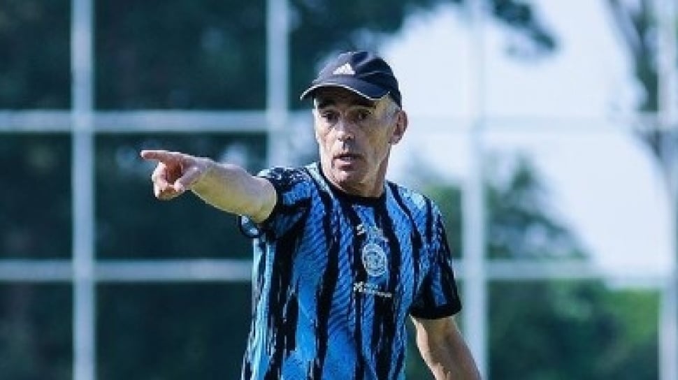 Kompetisi Libur, Fernando Valente Akui Arema FC Kesulitan Dapat Lawan Uji Coba Selevel