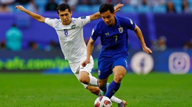 Pertandingan antara Thailand melawan Uzbekistan di babak 16 besar Piala Asia 2023 (the-afc.com)